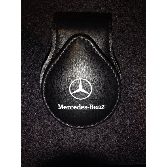 Mercedes-Benz Sunglasses Holder - Picture 1 of 2